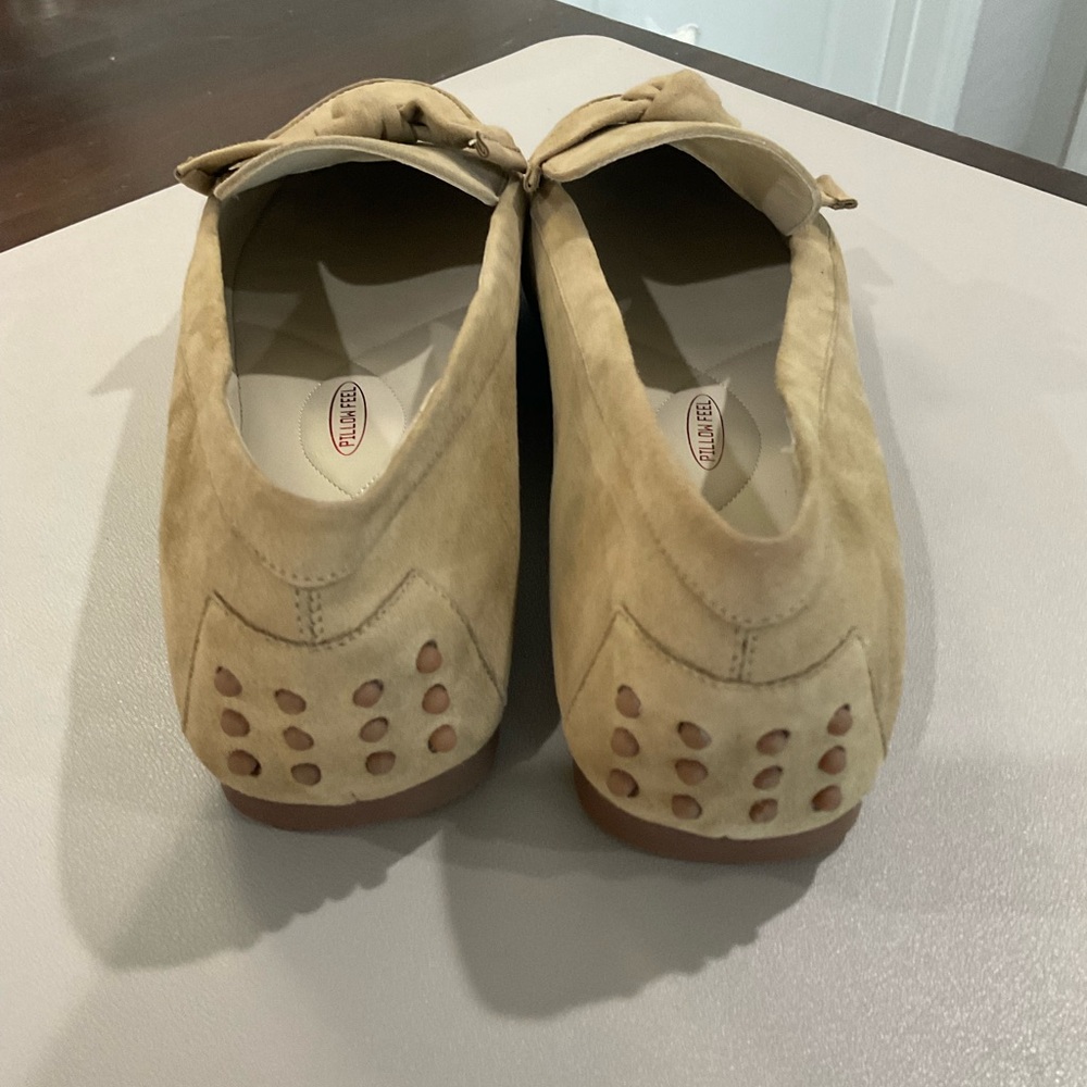 Nwot! Amalfi Suede Flats View 2